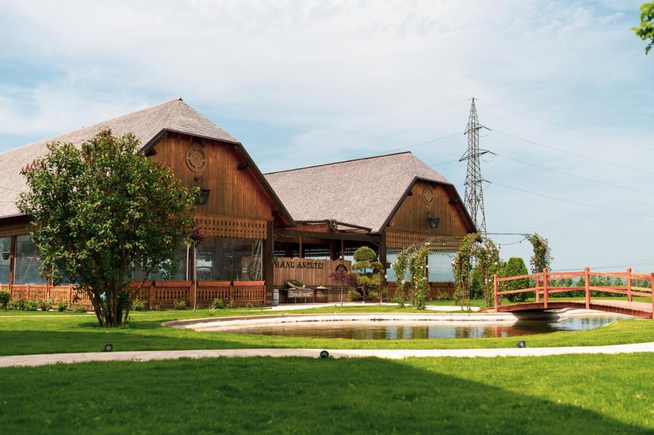 Hanul Ancutei Aramoaia Exterior photo